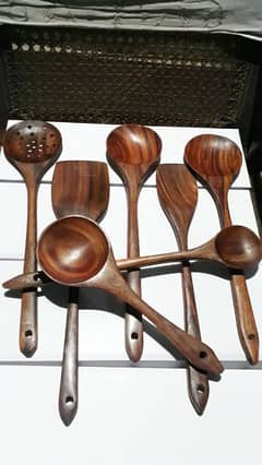 Chamch Set In Wood Export Quailty