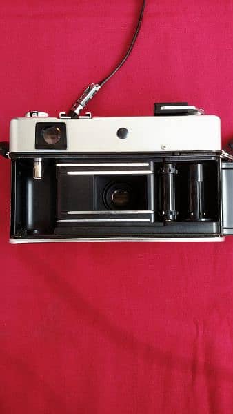 Vintage Yashica MG1 Camera Made in japen 8