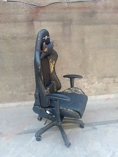 gaming chair 8