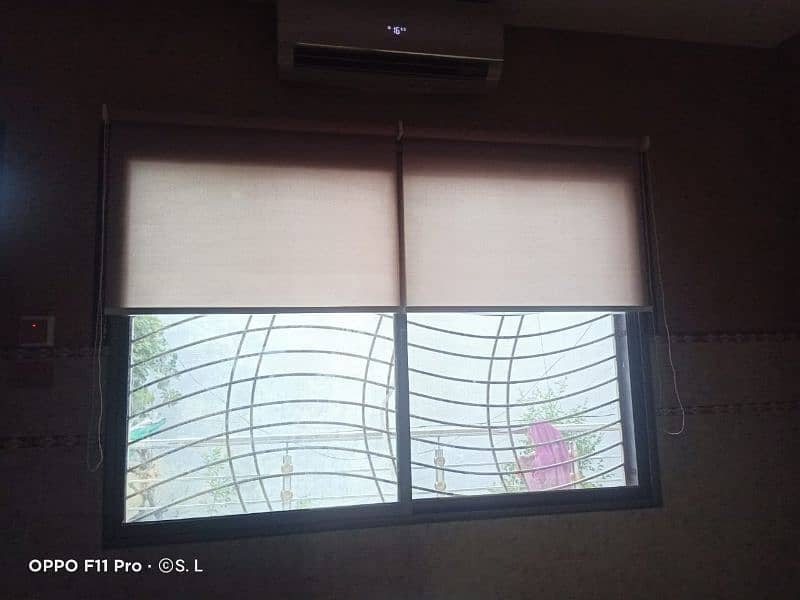 Roller blinds, zebra blinds, vertical blinds, wooden blind 11