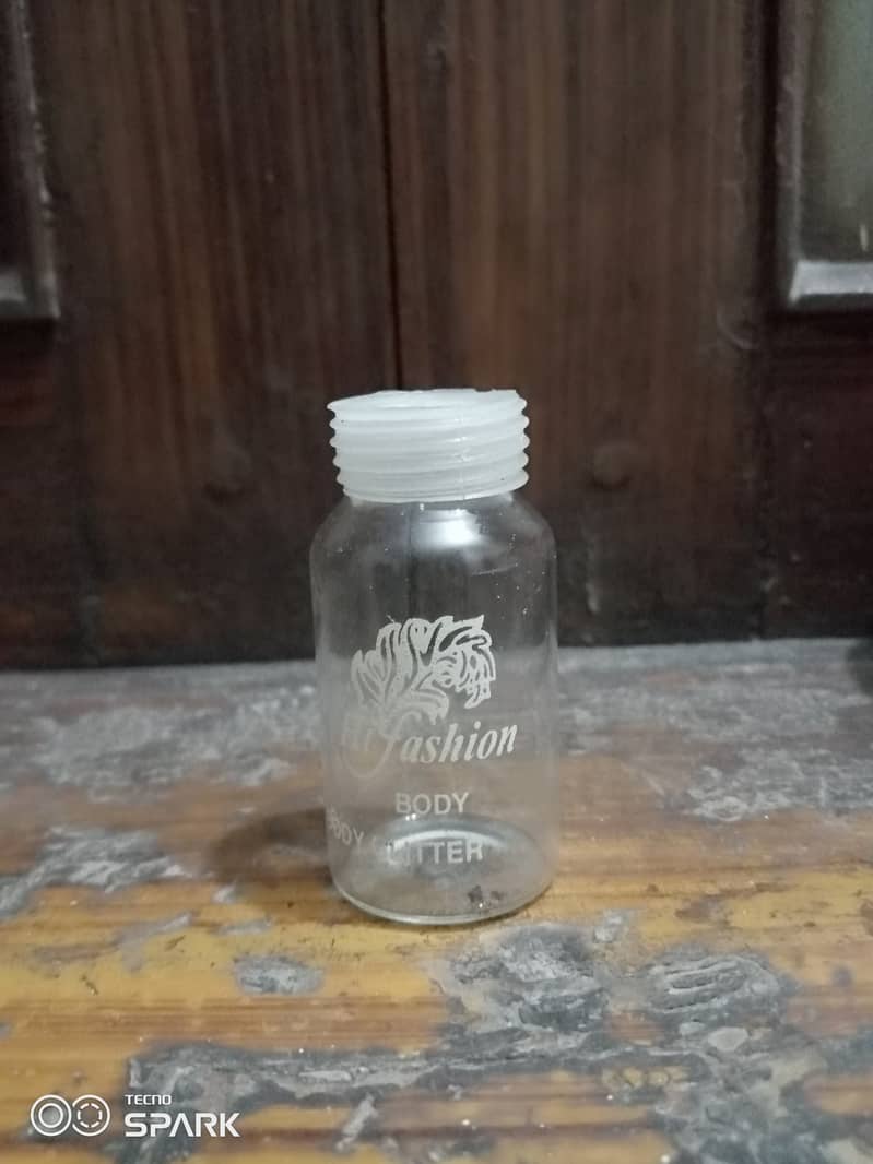 Glass bottles for sale. mob 03133270709 1