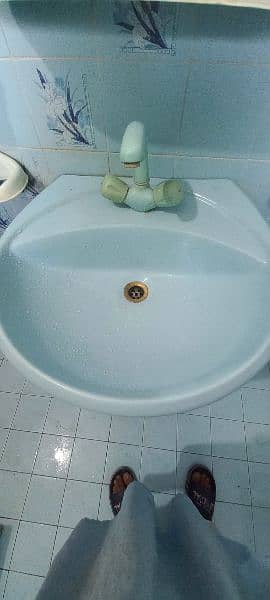 Sky blue commode and wash basin 1