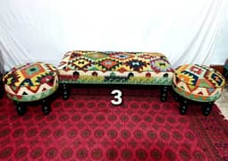 Carpeted hand made sofa sets (furniture)