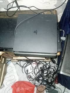 ps4 slim 500gb with box sealed