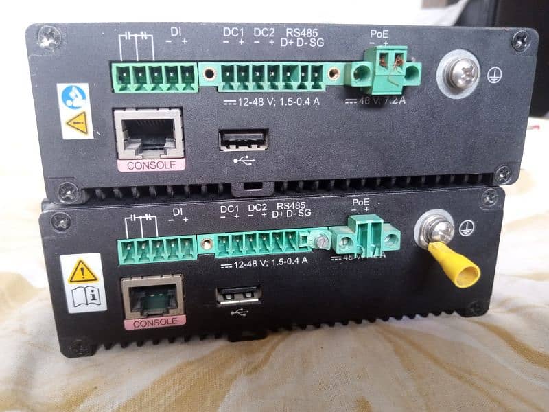 Huawei AR550 PoE switch 2