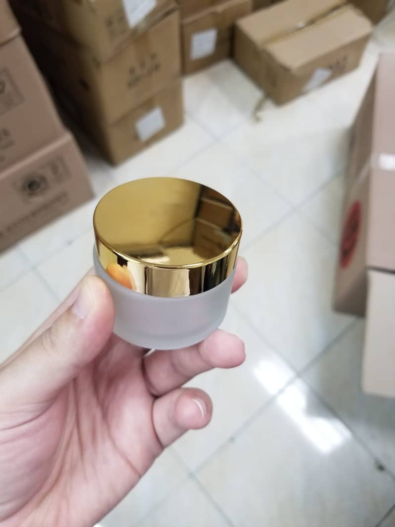 Luxury Cosmetic Glass Jar With Gold Lid 50ml 0333-0330557 1