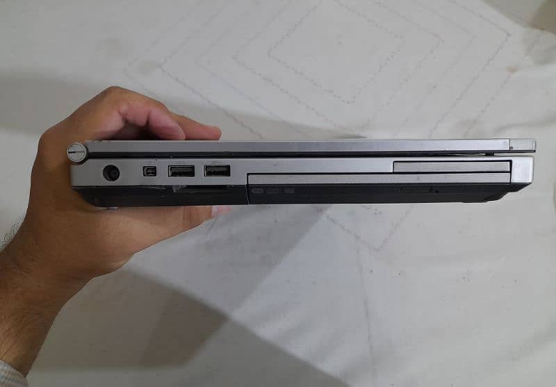 HP EliteBook 8470p | 14 Wide HD LED | Core i5 3rd Generation. 4