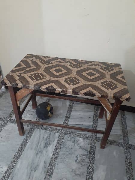 Table for sale Height 28inch lenth 38inch width 22inch 0