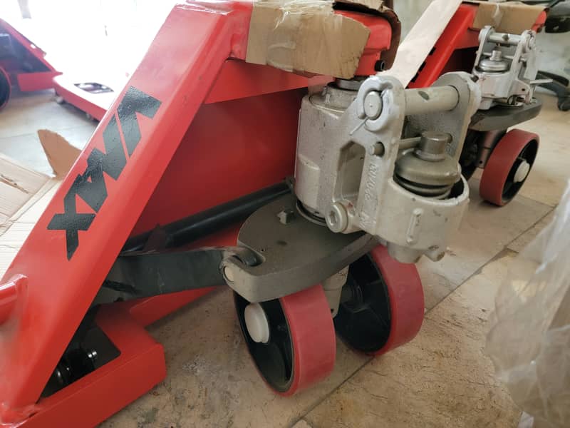 VMAX 3 Ton Brand New Hand Pallet Trucks forklifts fork lifters 4 Sale 6