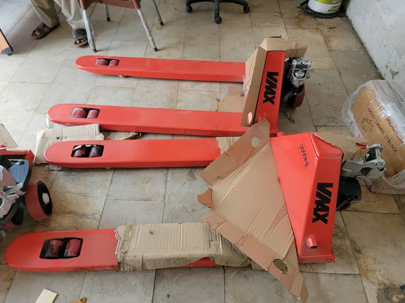 VMAX 3 Ton Brand New Hand Pallet Trucks forklifts fork lifters 4 Sale 11