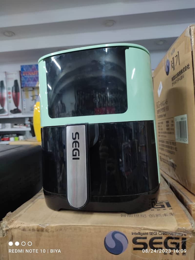 New) SEGI Japanese Brand Electric Digital Air Fryer - 6 Liter Capacity 0