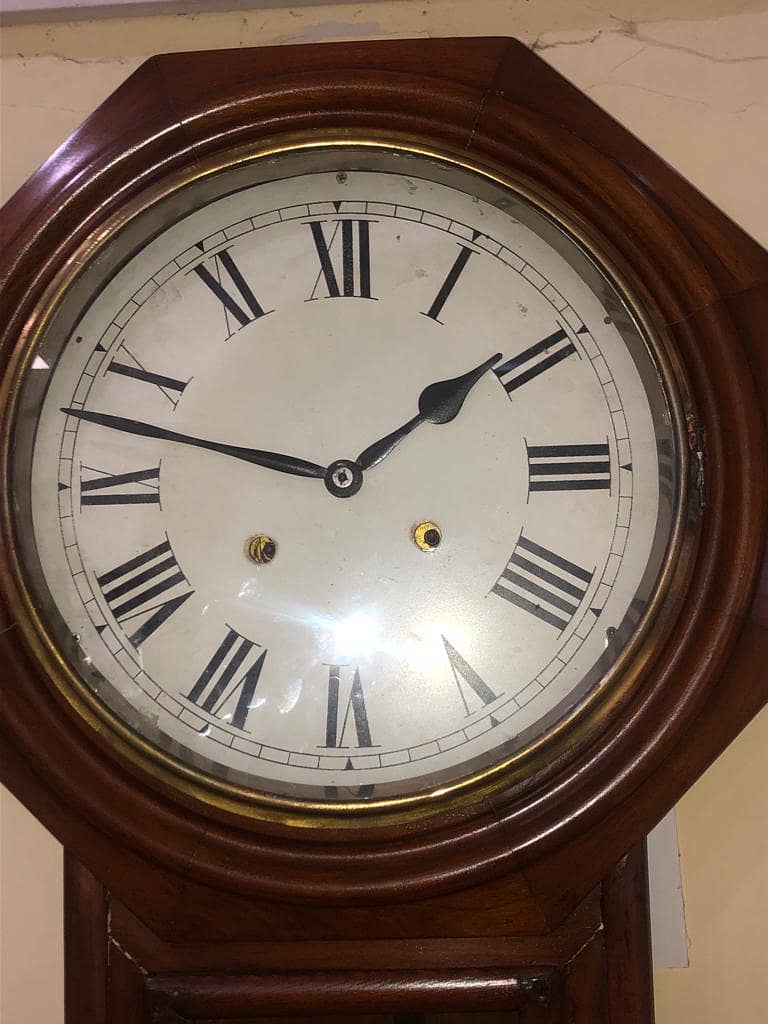 ANTIQUE WORLD PRESENTS AUNIQUE WALL CLOCK ANOSONIA USA IN WORKING 1