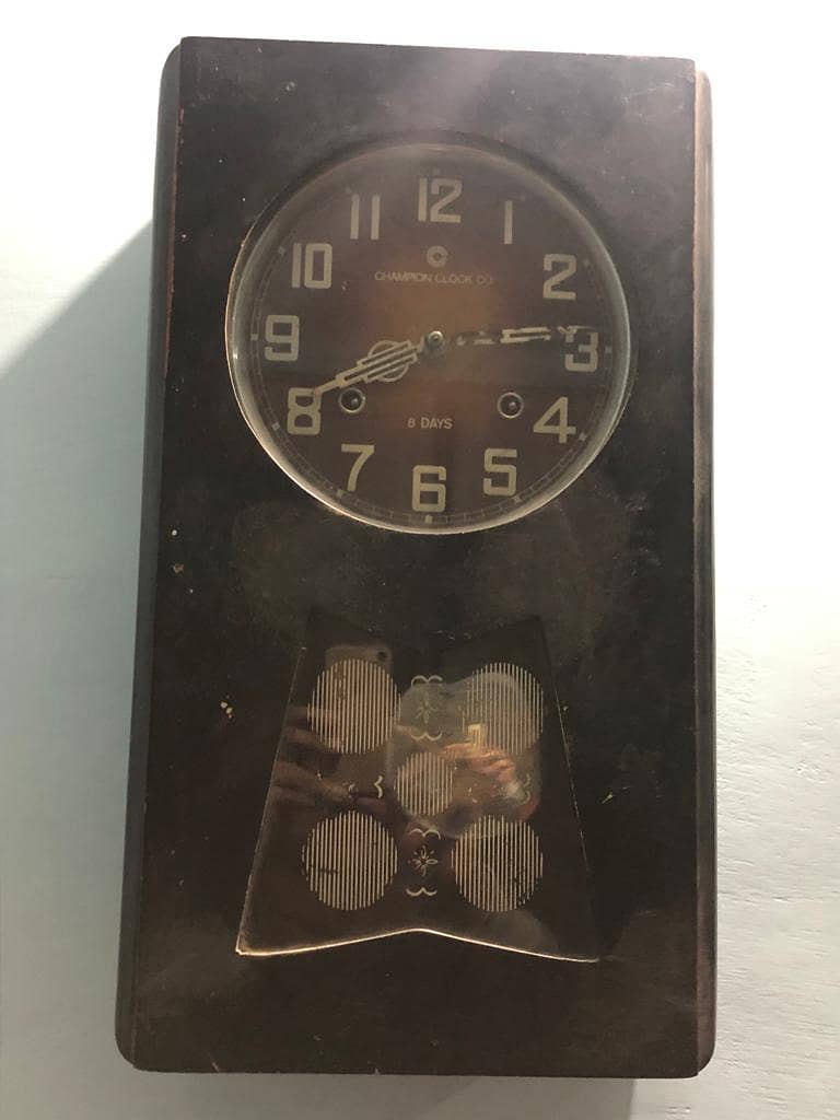 ANTIQUE WORLD PRESENTS AUNIQUE WALL CLOCK ANOSONIA USA IN WORKING 7