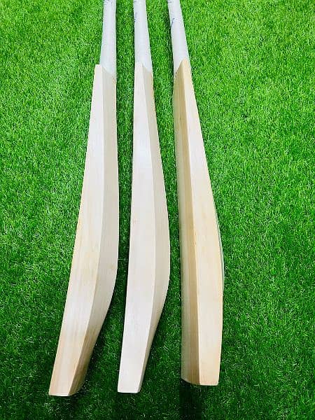 CUSTOMIZED ORIGINAL ENGLISH WILLOW BATS 5