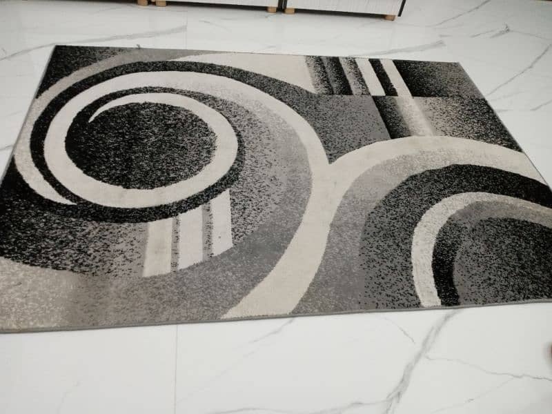 Black and Grey centre rugs 2