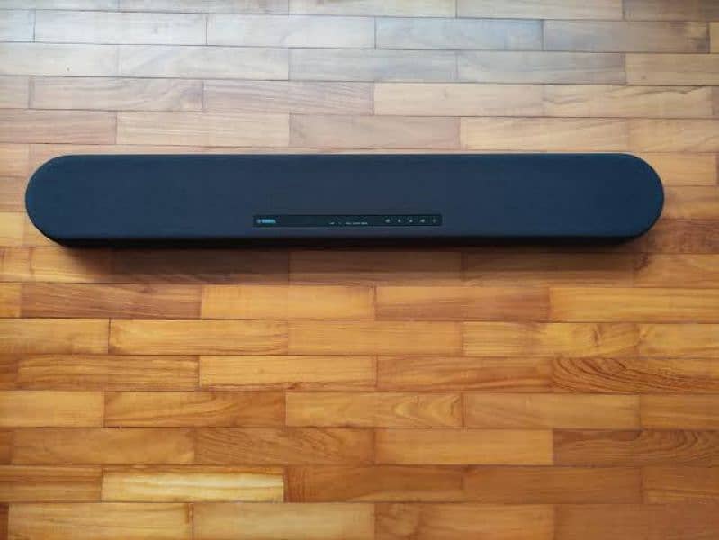 yamaha 3D sound bar ATS-1080 built-in Subwoofer market price 1 lac 2