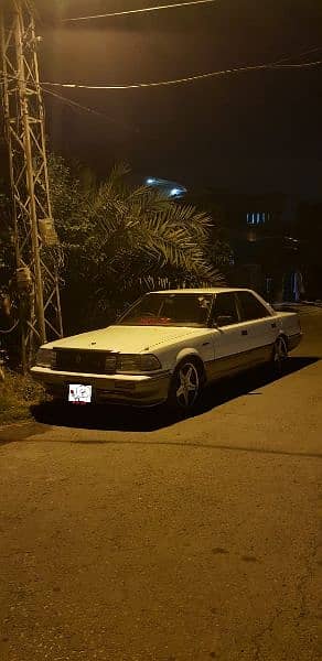 Toyota Crown Royal Saloon G 1991 Original 8