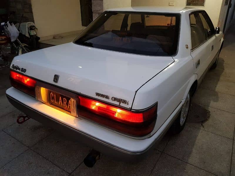 Toyota Crown Royal Saloon G 1991 Original 10