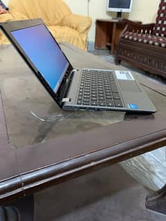 Acer c740 laptop ( Rs =16500)