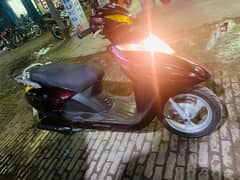 Brand New scooty 100 cc All punjab Number laga ha