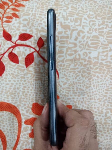 realme c25s 4/128 urgent sale 5