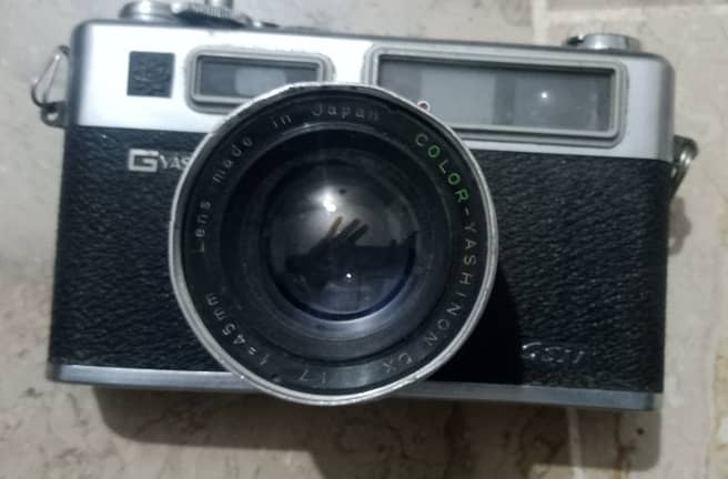 Yashica electro35 Camera sale 2