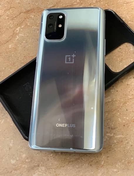one plus 8T brand new 1