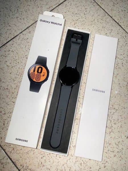 Samsung Galaxy Watch 4 44mm Balck 1
