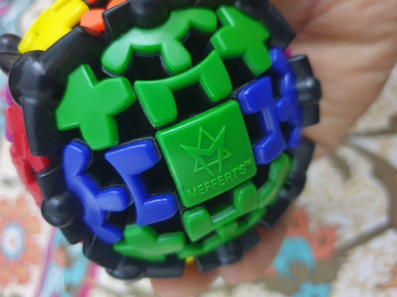 Rubiks Cube Gear Ball Puzzle 1