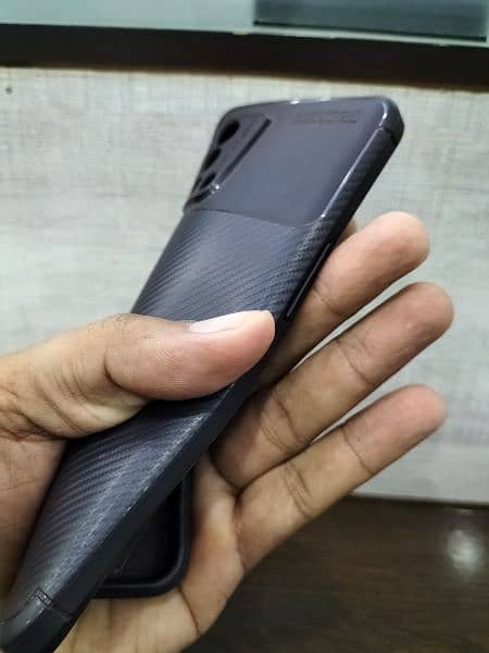 Oppo f/19 A/74 Back Cover. 5