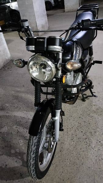 Suzuki GS 150 SE 2021 1