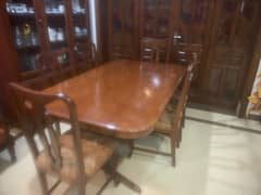 Dinning table with 6 chair solid wood excellent condition