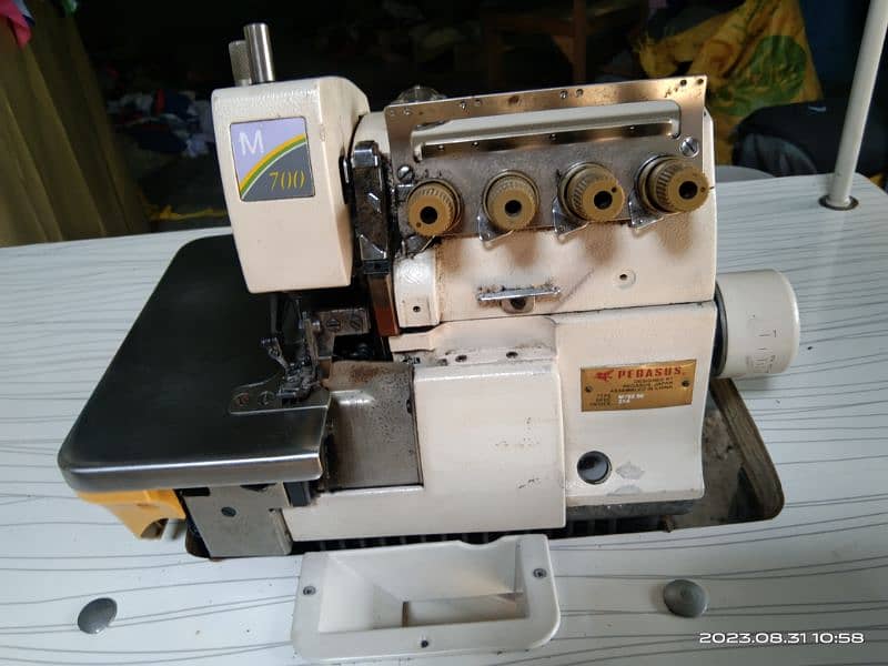 Overlock machine for sale 1