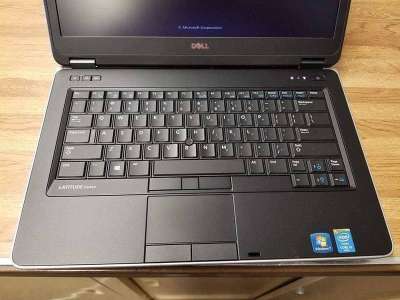 DELL Gaming laptop (fixed price) 5