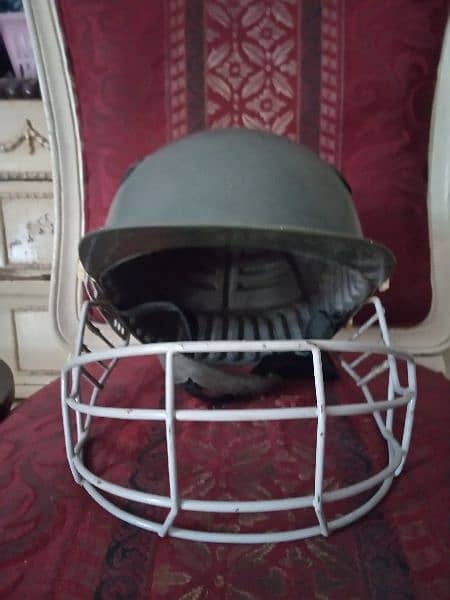 Cricket Helmet - No damage, No repair 5
