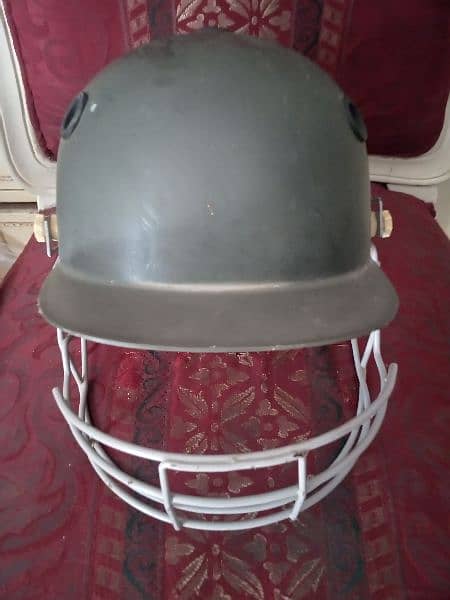 Cricket Helmet - No damage, No repair 6