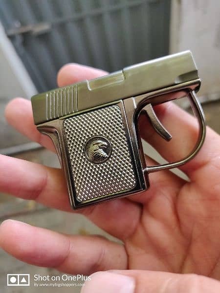 Metal G-shape lighter 7