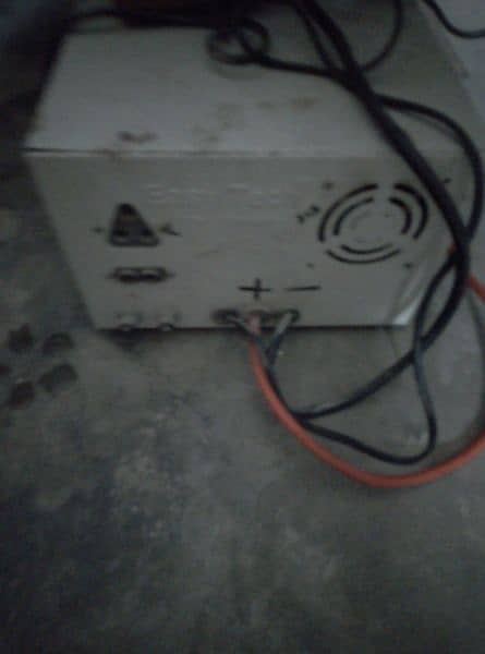 ups good working condition 750 watts 0