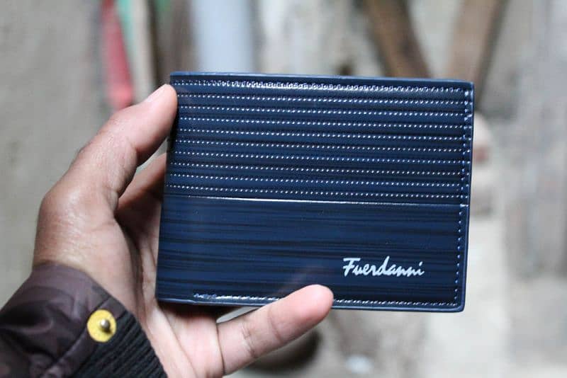 Stylish Men's Wallet (Shiny Look) - PU Leather - Standard Size 1