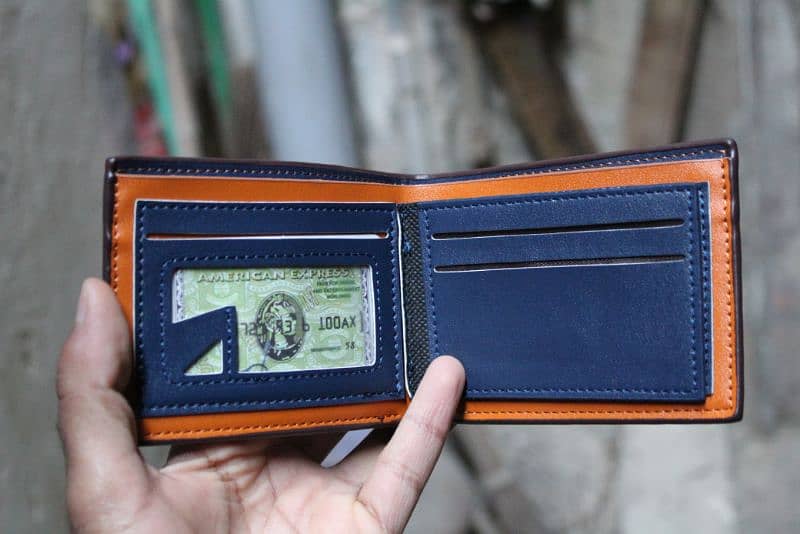Stylish Men's Wallet (Shiny Look) - PU Leather - Standard Size 7