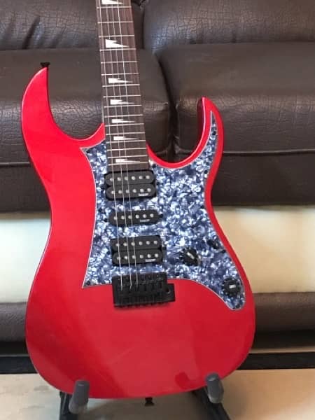 Sqoe Electric Guitar 10 by 10 mint Condition 5