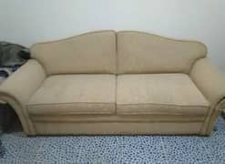 Beautiful big size 3 seater sofa available for sale in Karachi