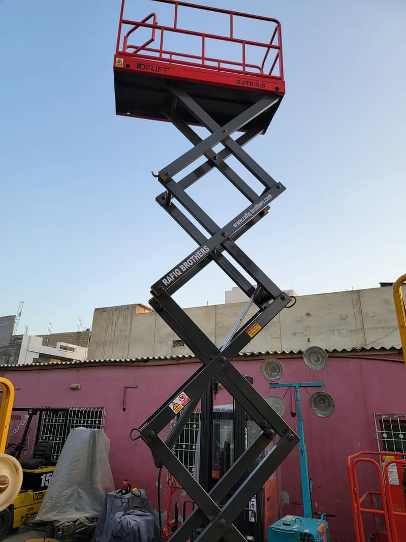 DFLIFT SJY0.5-6 26Ft Aerial Platform Lift Scissor Lift Man Lift 4 Sale 12