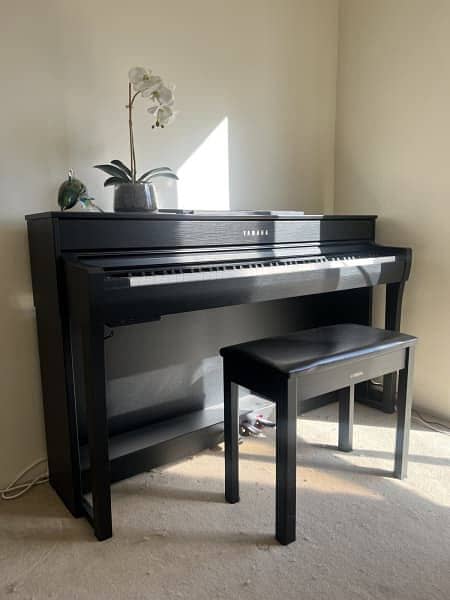 Yamaha clp 735 l piano available at boorat official yamaha outlet 1