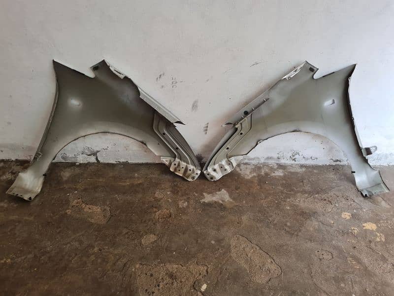 Toyota Wish and Prius Geniune Fenders Bumper Part/Accessorie 2