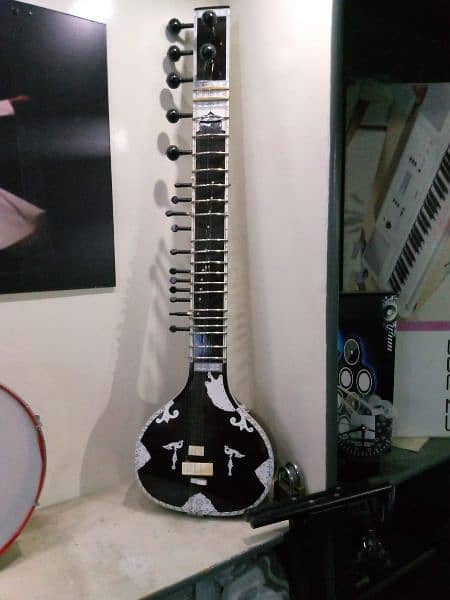 High quality new sitar available with bag 1