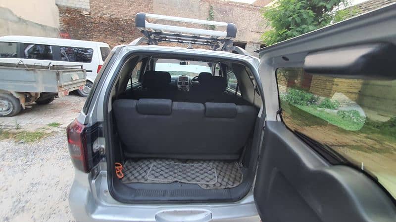 Daihatsu Terious 7 seater 10