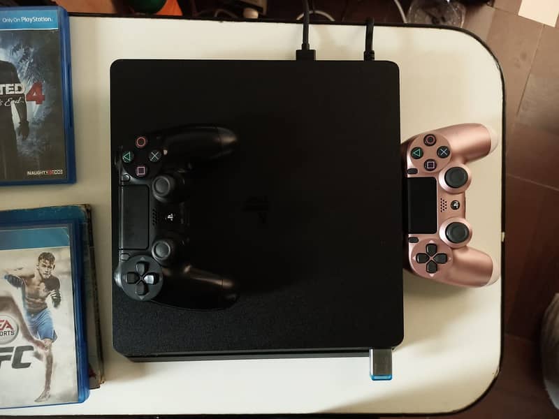 sony playstation 4 slim excellent condition 1 TB storage 0