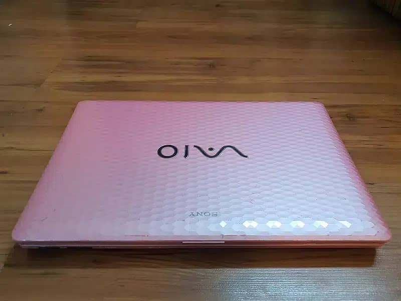 SONY VAIO VPCEH2HFX LADIES PINK COLOR NOTEBOOK IN DECEN SPECS AND PRIC 3