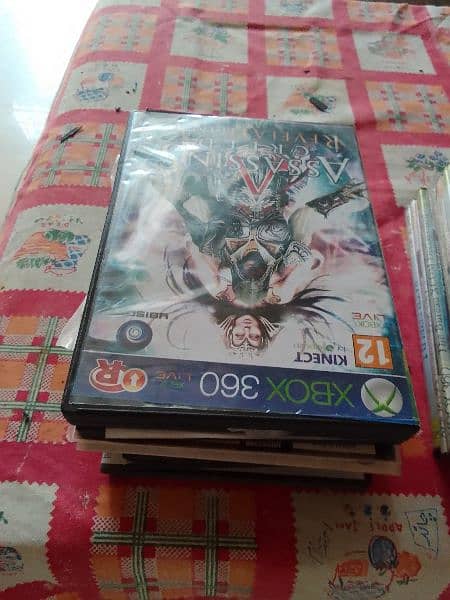 Urgent sale 60 CDs new not used aik wire controller  aur Sath Xbox 360 9